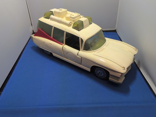The real ghostbusters ecto - real,