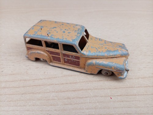 Dinky toys american plymouth - dinky,