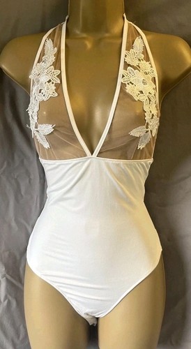 Vera lucy white - white, medium
