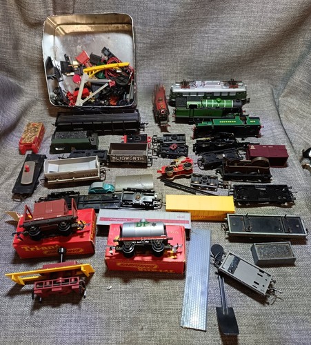 Model railway guage - 00, h0