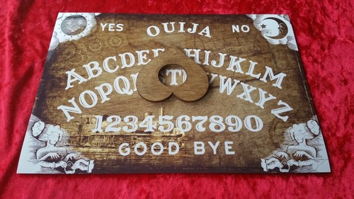 Classic wooden ouija board - wooden,