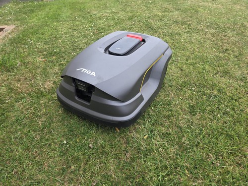 Stiga 140v autonomous robot - stiga,