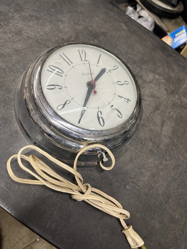 Vintage united clock corp - 8",