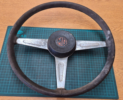 Original 1975 mgb steering - original,