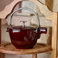 Staub Cast Iron Round Tea Kettle 1qrt 1L Grenadine Red 1650087 Made in France