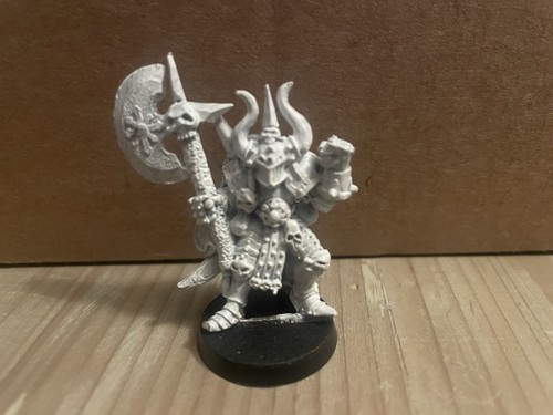 Warhammer quest chaos warrior - warhammer,