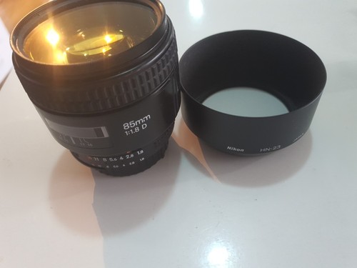 Nikon nikkor 85mm - nikkor, f/1.8