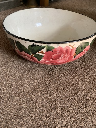 Wemyss ware pottery large bowl - ware,