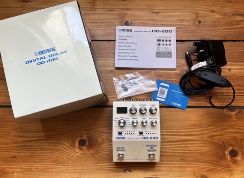Boss 200 digital delay - boss,