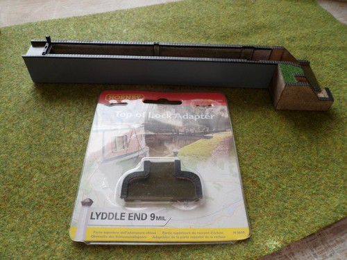 Hornby lyddle end gauge - end, n