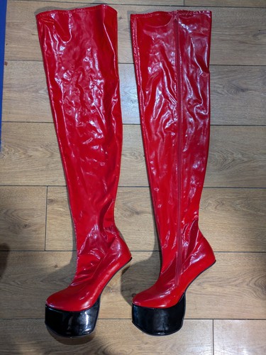 Women over the knee - knee, red
