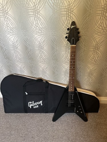 Gibson flying electric - v,