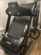 Reebok GT60 Treadmill Running