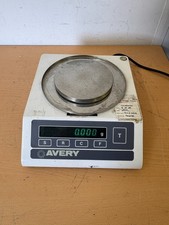 Avery RB153 Scales (3)