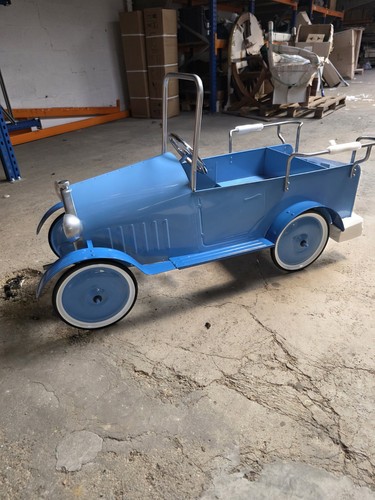 Henry pickup truck classic