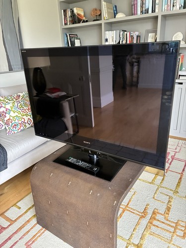 Sony bravia lcd tv - 40",