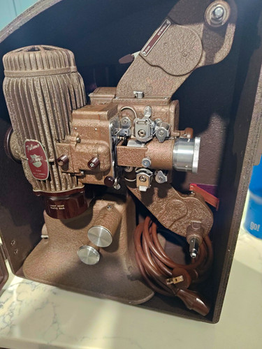 Bell howell filmo - bell,