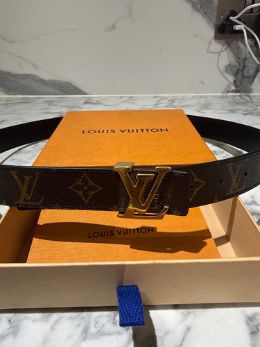 Louis vuitton initiales - louis, lv