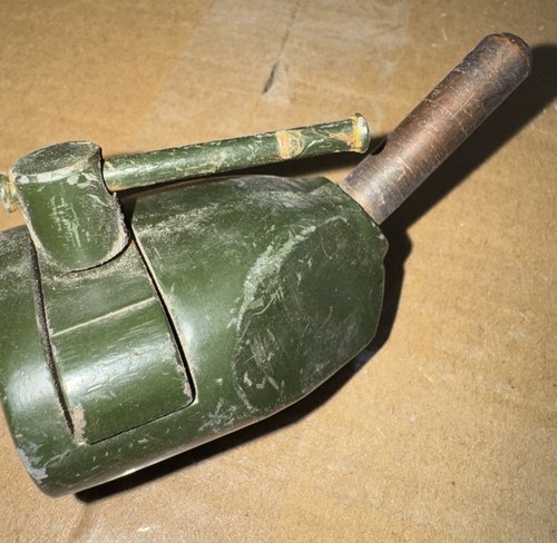 Military antenna mount - “v”,