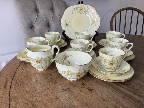 Crown staffordshire bone china - crown,