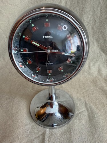 Pedestal alarm clock coral - pedestal,