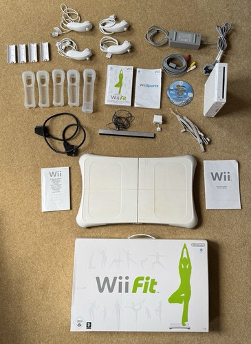 Nintendo wii fit - nintendo, bundle