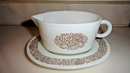 Vintage pyrex corelle woodland - pyrex,