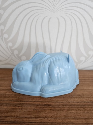 Vintage blue hard plastic - vintage,