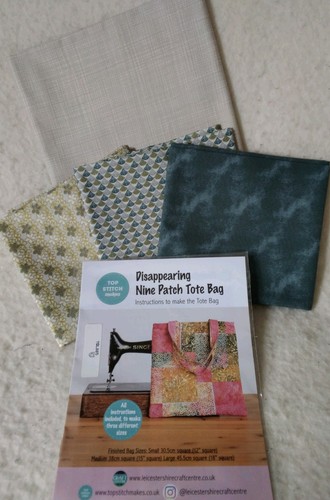 Disappearing nine patch tote - patch,