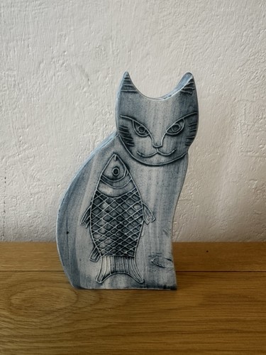 John beusmans carn pottery cat - carn,