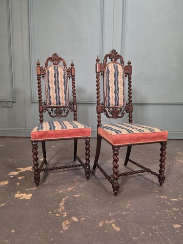 Pair small barley twist - pair,