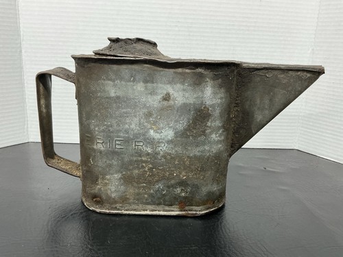 Vtg metal erie railroad - vtg,