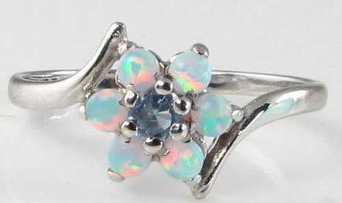 9ct white gold aquamarine - white,