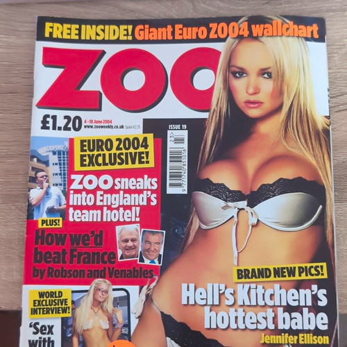 Zoo magazine issue - magazine, 19