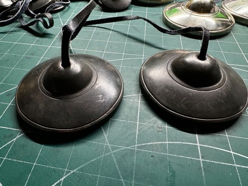Metal hand made - -,