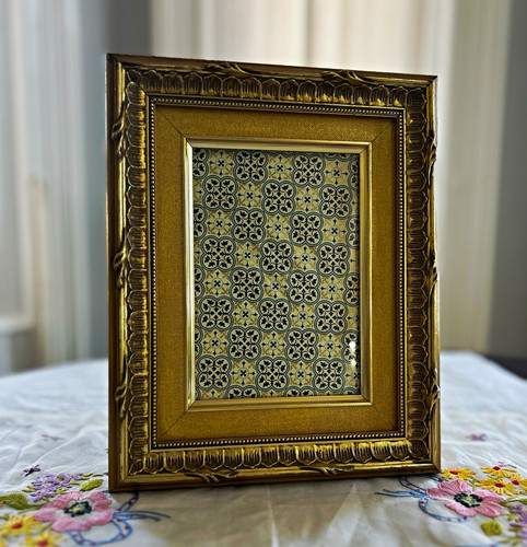 Gold ornate frame - gold,