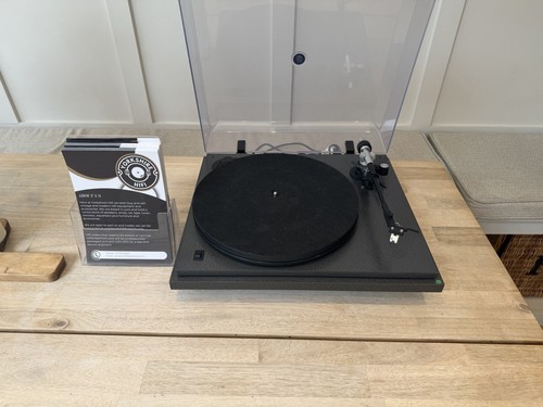 See revolver rebel turntable - rebel,
