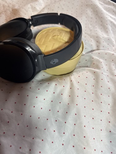 Skullcandy headphones - skullcandy,