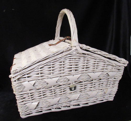 Vintage huntsman wicker - vintage,
