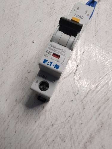 Vat inc eaton - eaton, amp