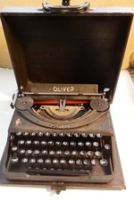 Oliver Vintage Portable