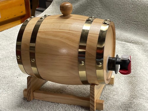 Oak serving barrel with - serving,