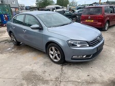 VW PASSAT B7 2013 2.0 TDI SALOON  GREY **BREAKING SPARES** WIPER ARM