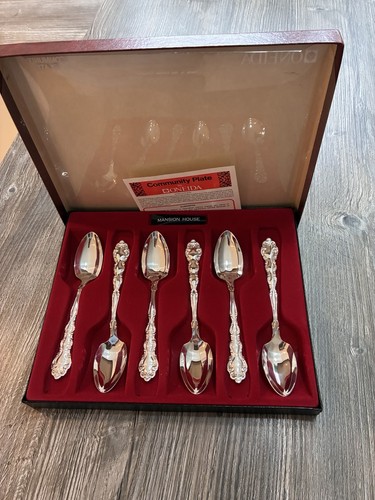 Vintage boxed silver - boxed,