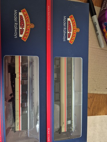 Bachmann 677 and 180 - bachmann, 39-180