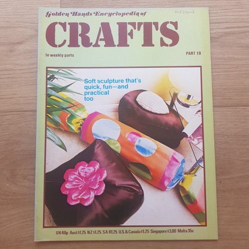 Golden hands encyclopaedia - hands,