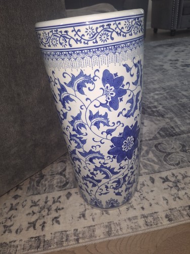 Oriental floral blue white - &,