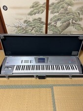 KORG TRINITY V3 PRO 61-Key Synthesizer