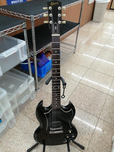 Gibson electric guitar - gibson, sg