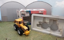 BRITAINS 9521 1:32 SCALE COUNTY 1884 TRACTOR YELLOW BOXED